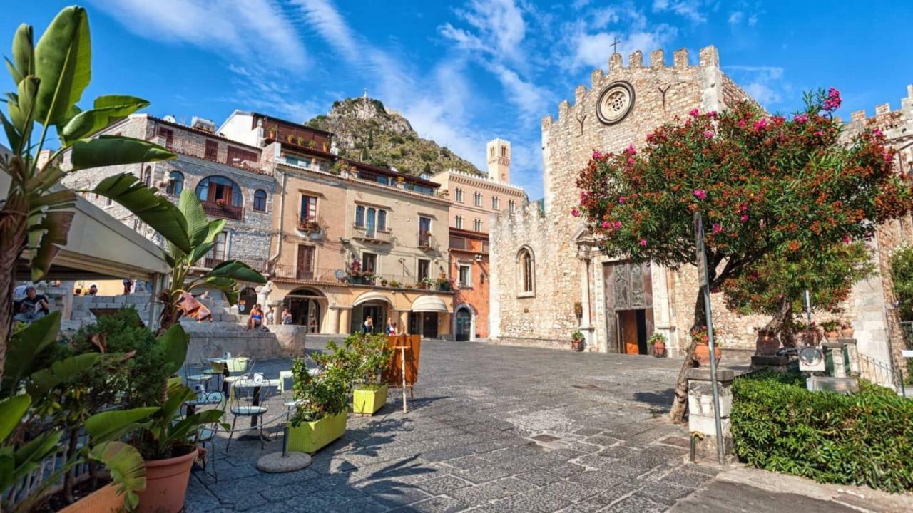 B&B Al Sole di Sicilia Giardini Naxos Esterno foto