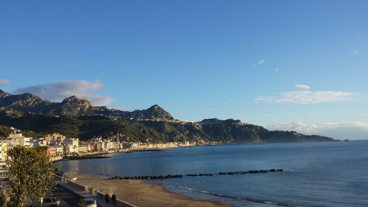 B&B Al Sole di Sicilia Giardini Naxos Esterno foto